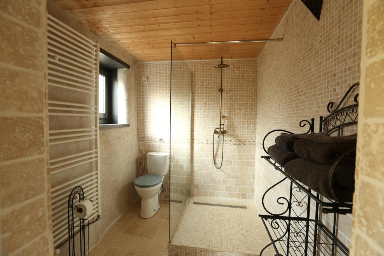 Fenetre Sur Loire Bed and Breakfast Iguerande Eksteriør billede